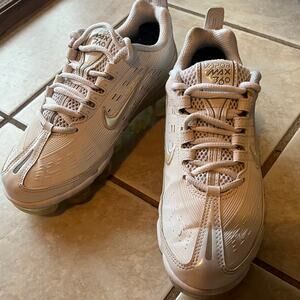 Nike Vapormax 360 size 7 women’s